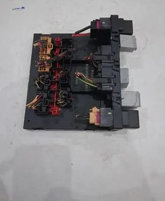 Volkswagen PASSAT B6 Comfort/convenience module 3C8937049E