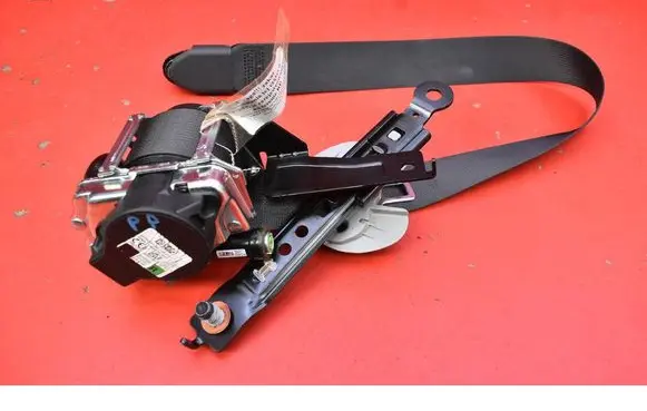 KIA Sportage Front seatbelt 88820R2200ED