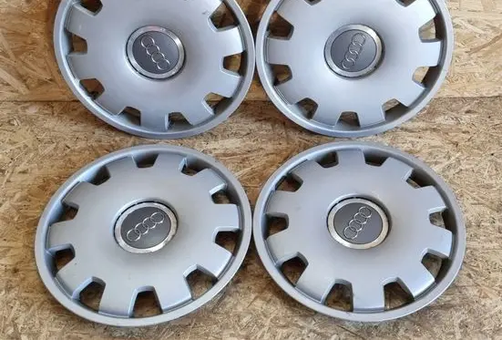 Audi A4 S4 B7 8E 8H R16 wheel hub/cap/trim 4B0601147D