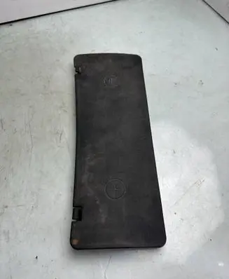 Audi A6 S6 C5 4B Battery box tray cover/lid 4B1819422