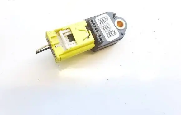 Toyota Avensis T270 Airbag deployment crash/impact sensor 8983105030