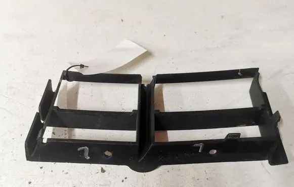 BMW 5 E39 Front bumper lower grill 511182356739