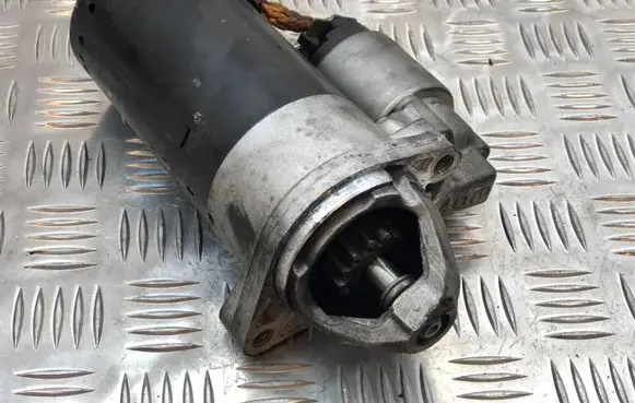 Mercedes-Benz E W212 Starter motor A6519062800