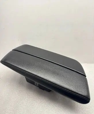 BMW 5 G30 G31 G38 Armrest 9330664 105879258C 58450713