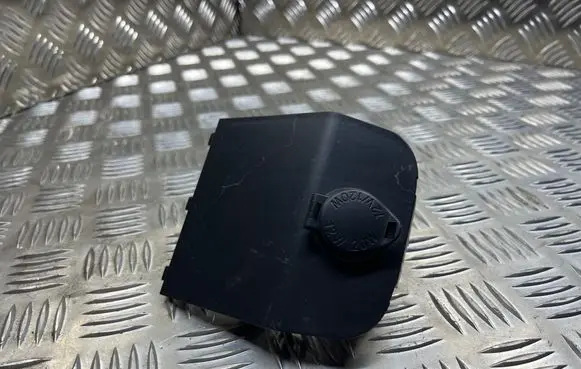 Toyota RAV 4 (XA50) Cigarette lighter 5891342010