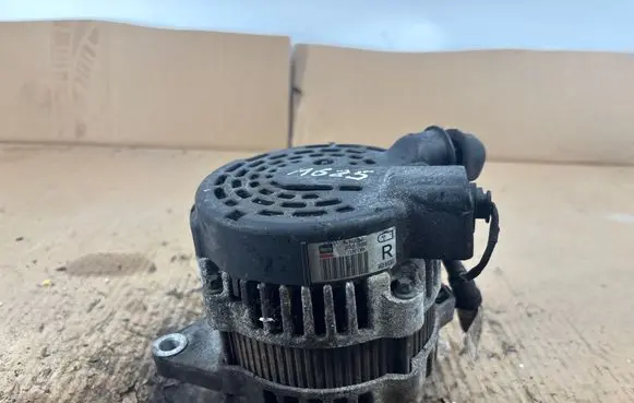 KIA Carens III Generator/alternator 135V130A 373002A900 8400259