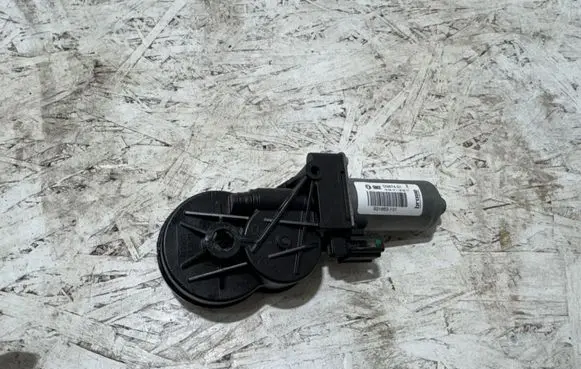 Mercedes-Benz C W205 Seat adjustment motor 937268101 D367401 921863101