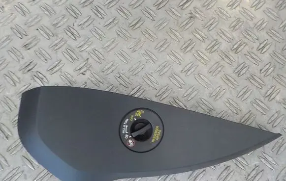 Volvo XC40 Dashboard side end trim 31442704