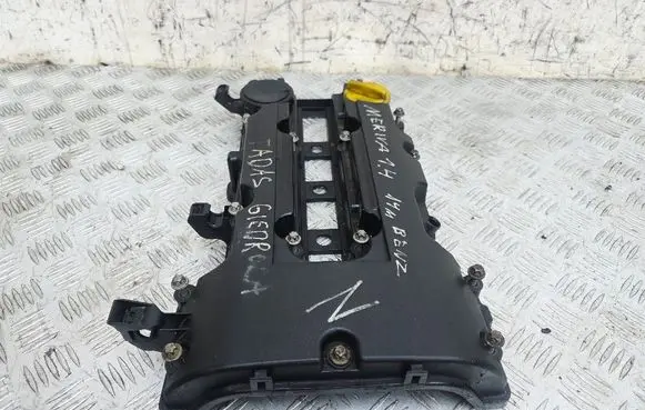 Opel Meriva B Rocker cam cover 55573746 55561426
