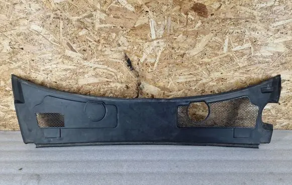 Audi A6 S6 C6 4F Wiper trim 4F1819447