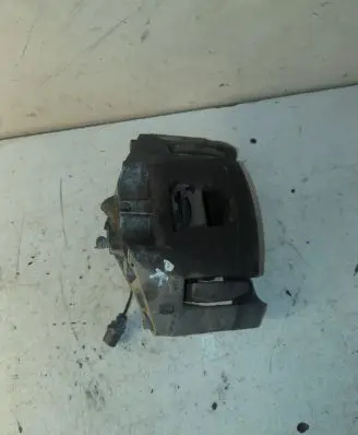 Audi A6 S6 C6 4F Front brake caliper