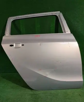 Rear door