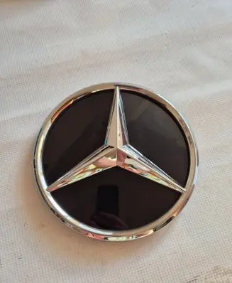 Mercedes-Benz GLC C254 Manufacturer badge logo/emblem A0008883100