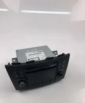 Suzuki Swift II Radio/CD/DVD/GPS head unit 3910168L11HVW