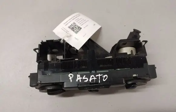 Volkswagen PASSAT B6 Climate control unit 74730960