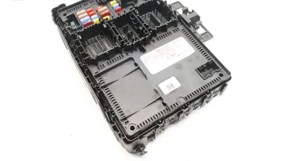 Ford Focus Fuse module JX6T15604RJH