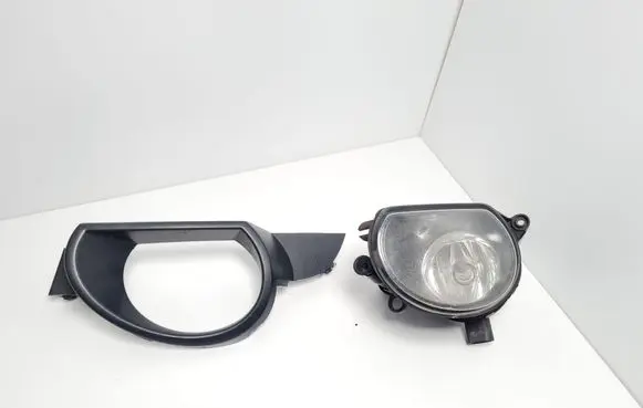 Audi Q7 4L Front fog light 24696700 4L0807489