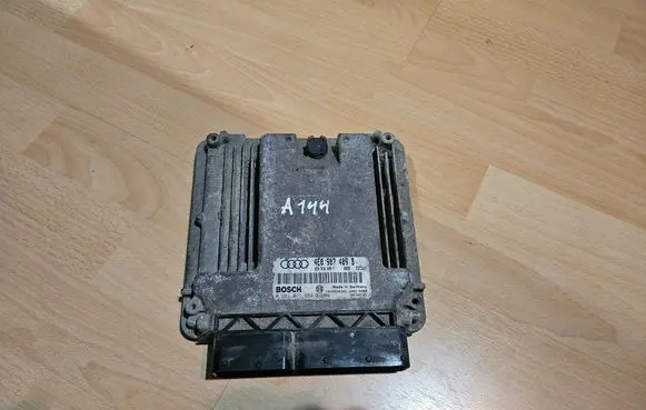 Audi A8 S8 D3 4E Engine control unit/module 4E0907409B 0281011684