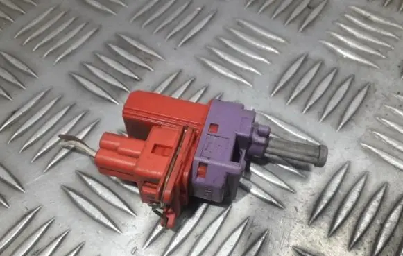 Ford Focus Brake pedal sensor switch 98ab7c534aa 98ab-7c534-aa