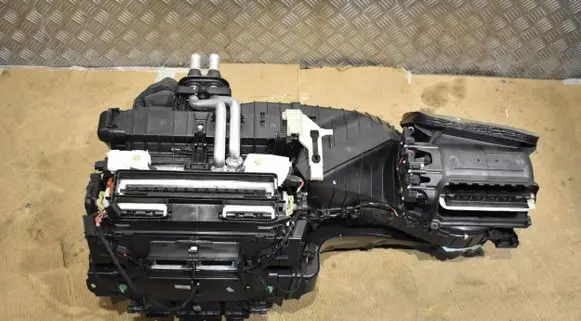Porsche Macan (95B) Heater blower radiator 8T1816005D