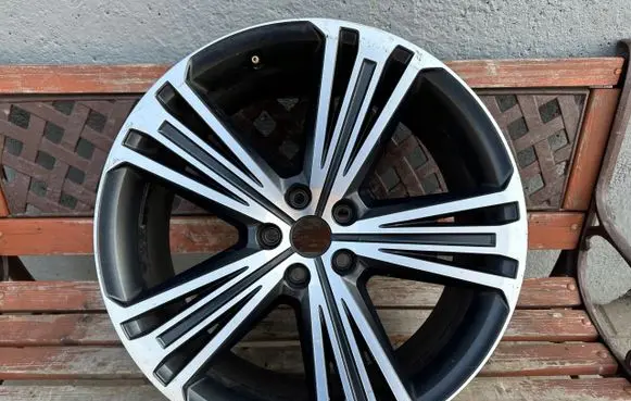 Seat Tarraco R20 alloy rim 