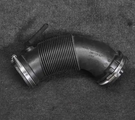 Audi A5 8T 8F Air intake hose/pipe 06H129629F
