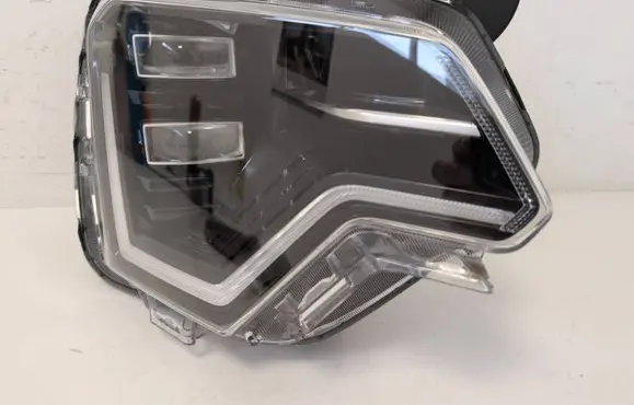 KIA Niro Headlight/headlamp 92102AT