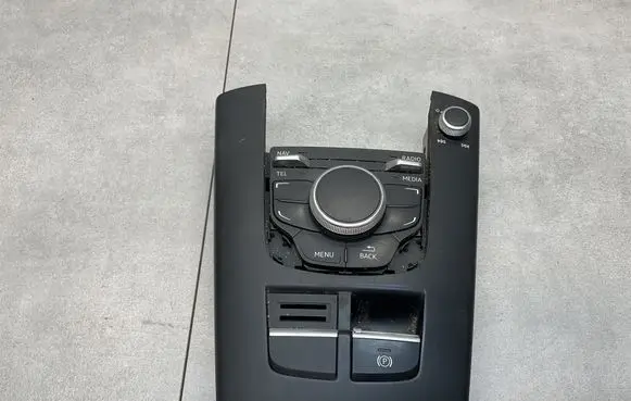 Audi A3 S3 8V Head unit multimedia control 8V0919614B