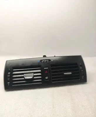 BMW X3 E83 Dash center air vent grill 3400074