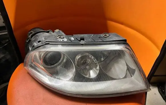 Volkswagen PASSAT B5.5 Headlight/headlamp 3B7941016M 1EL00834002