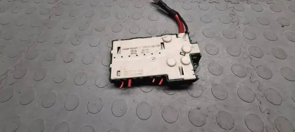 BMW 5 E39 Fuse module 8387543