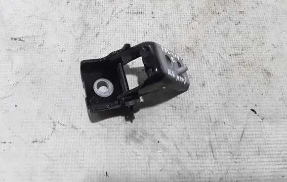 Peugeot 208 Rear door lower hinge 1608322580