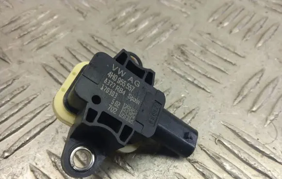 Audi A6 S6 C7 4G Airbag deployment crash/impact sensor 4H0955557