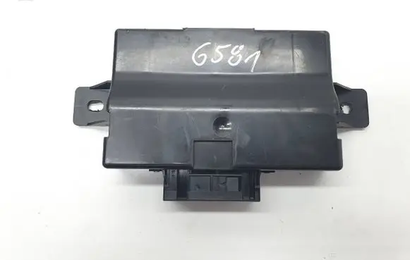 Audi A6 Allroad C7 Gateway control module 