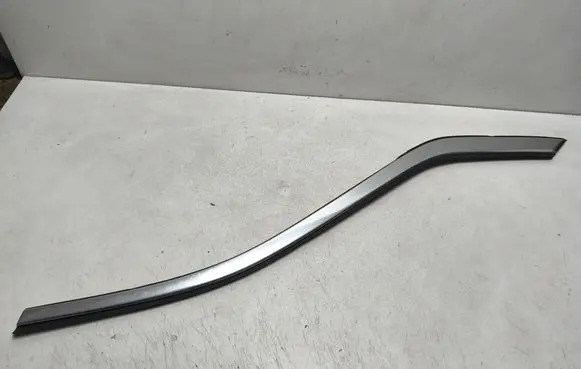Opel Astra K Rear side glass trim 39088076