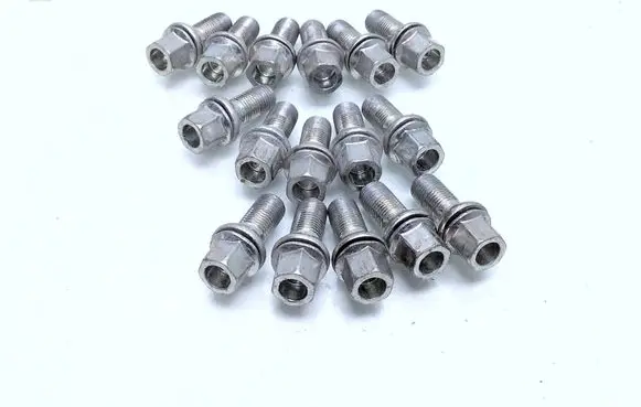Cupra Born Nuts/bolts 