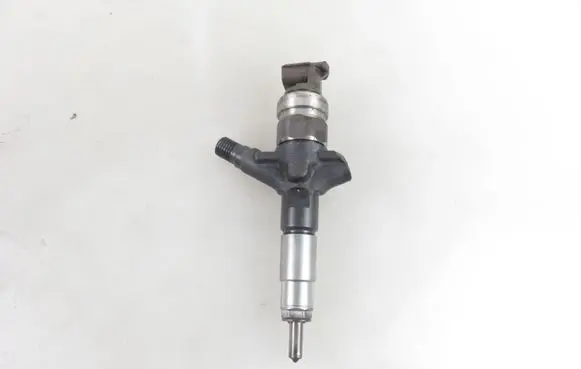 Subaru Legacy Fuel injector 16613AA020