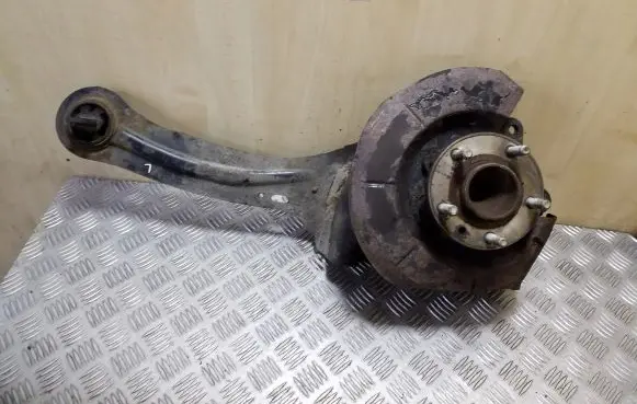Volvo V40 Rear wheel hub spindle/knuckle CV615A969BB
