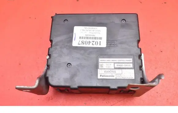 Toyota Prius (NHW20) Engine control unit/module ECU 89680-33010