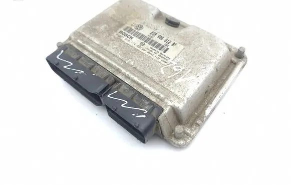 Volkswagen Golf IV Engine control unit/module 038906012BF 0281010174