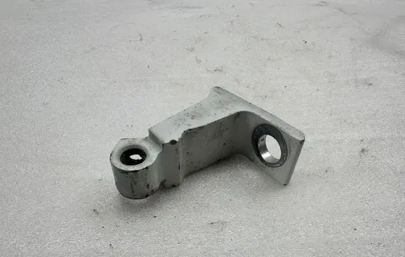 Volkswagen Tiguan Rear door lower hinge 8V5833403C 8V5833403
