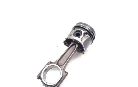 Citroen C4 I Picasso Piston with connecting rod DYUR4042171