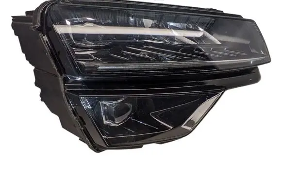 Skoda Karoq Headlight/headlamp 57B941016F 0020517609 20PL8935
