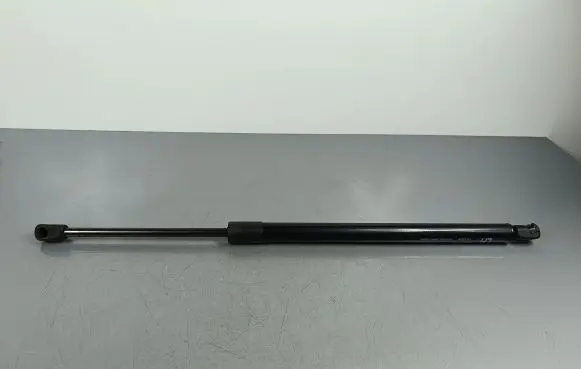 KIA Sorento Tailgate strut 81771C5000
