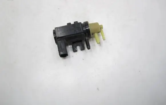 Volkswagen Golf V Vacuum valve 1K0906627A 70086800 08T114