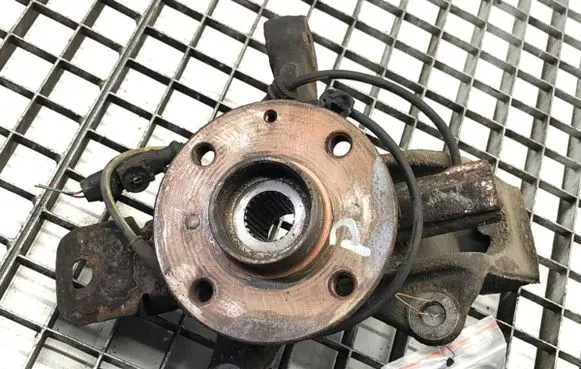 Toyota Aygo AB40 Front wheel hub spindle knuckle 