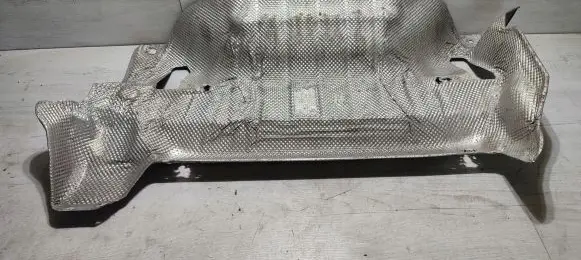 Exhaust heat shield