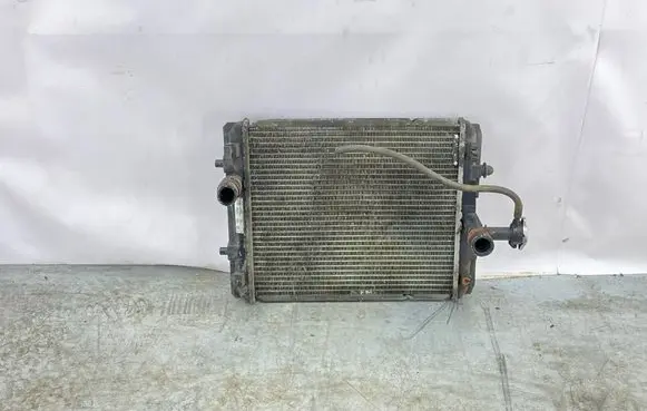 Toyota Aygo AB10 Coolant radiator 64685 0021033