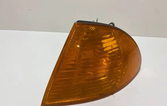 BMW 3 E46 Front indicator light 6902765 0311328001