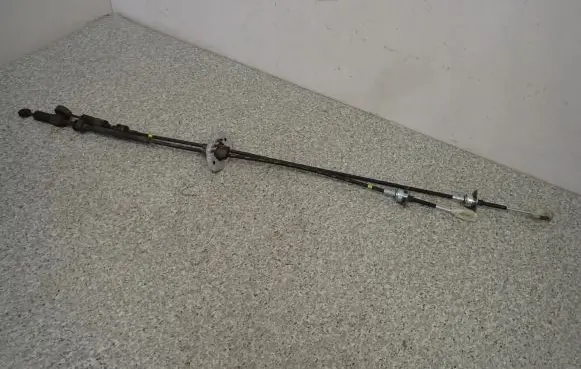Hyundai Tucson JM Gear shift cable linkage